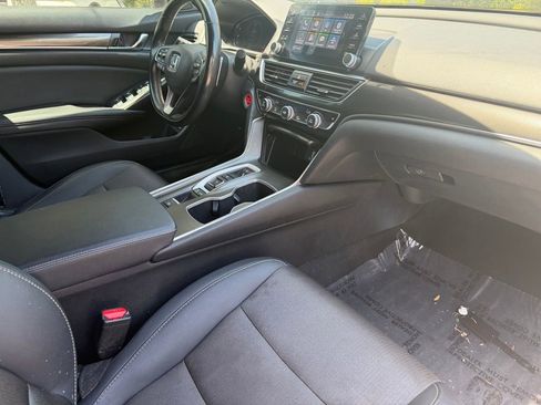 Used 2020 Honda Accord Sport image 10