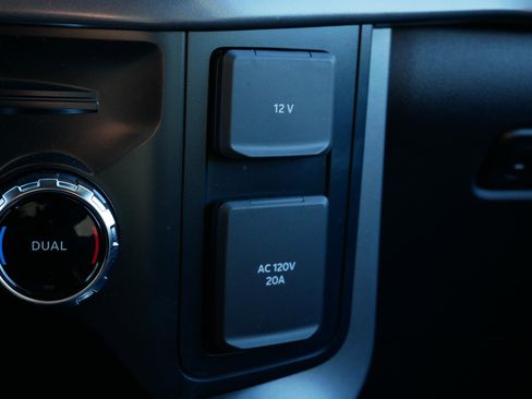 New 2025 Ford F150 XLT w/ Equipment Group 302A MID image 33