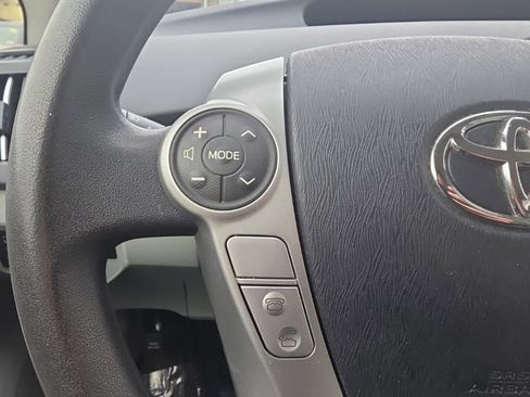 Used 2013 Toyota Prius Two image 16