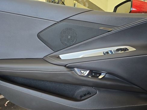 Used 2023 Chevrolet Corvette Stingray Coupe w/ 1LT RWD image 23