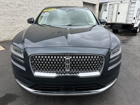 Used 2022 Lincoln Nautilus Reserve image 4
