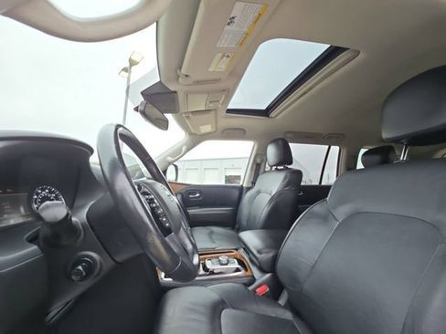 Used 2021 Nissan Armada SL w/ Captain's Chairs Package AWD/4WD image 7