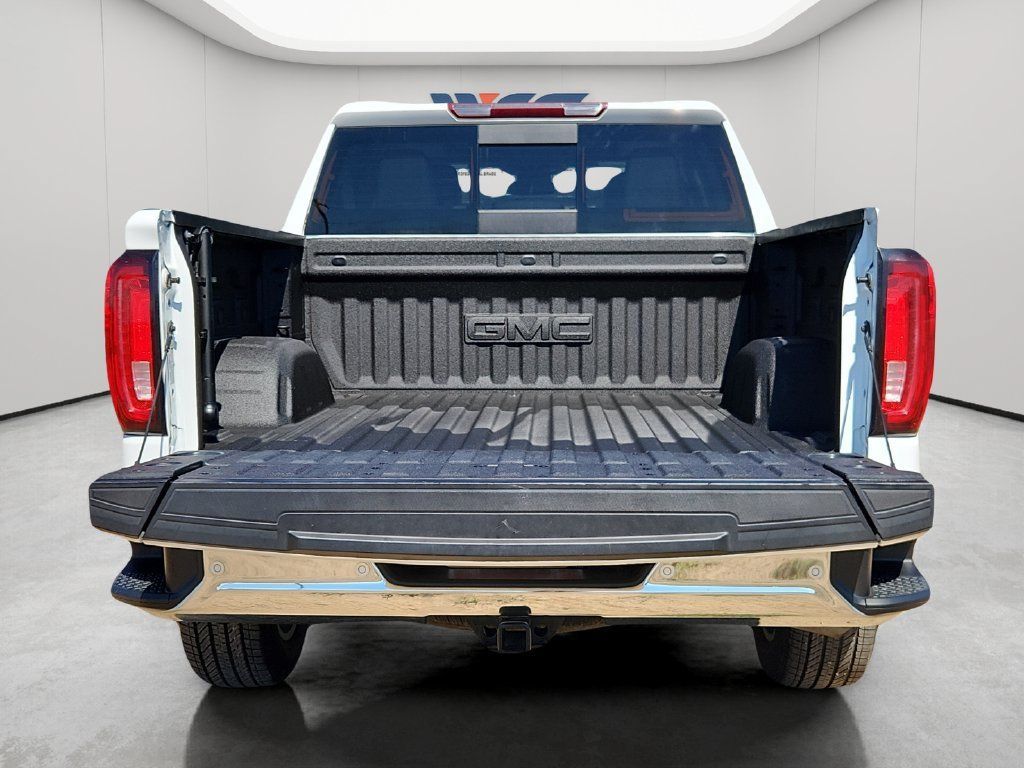 Used 2025 GMC Sierra 1500 SLT w/ SLT Premium Plus Package AWD/4WD image 12