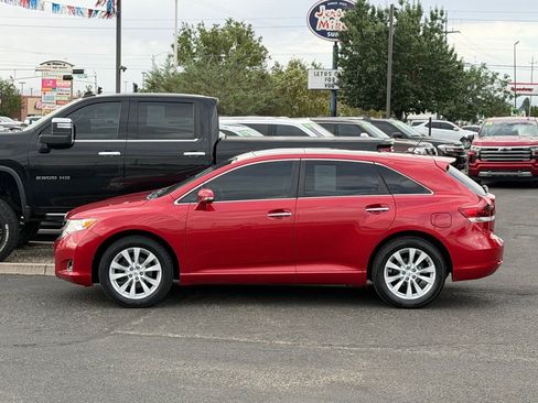 Used 2013 Toyota Venza XLE w/ XLE Premium Pkg FWD image 2