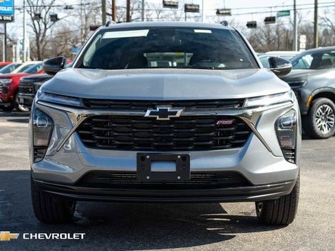 New 2026 Chevrolet Trax RS w/ Driver Confidence Package image 2