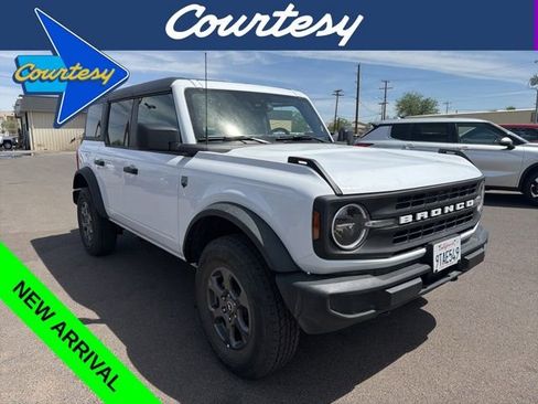 Used 2025 Ford Bronco Big Bend AWD/4WD image 1
