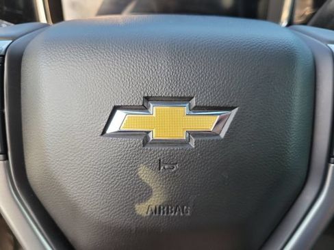 Used 2025 Chevrolet Silverado 1500 LT RWD image 26