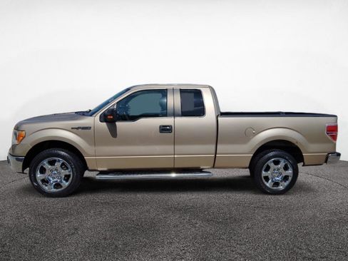 Used 2013 Ford F150 XLT w/ Luxury Equipment Group RWD image 4