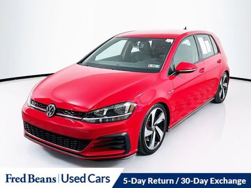 Used 2020 Volkswagen Golf 4-Door image 3