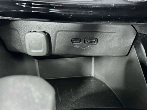 Used 2026 Chevrolet Trax LT FWD image 25