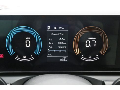 Certified 2025 Hyundai Santa Cruz SE image 16