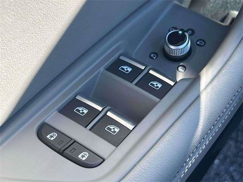 Used 2023 Audi A4 2.0T Premium Plus image 18