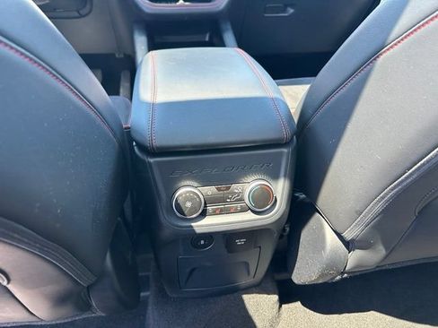 Used 2025 Ford Explorer ST AWD/4WD image 18