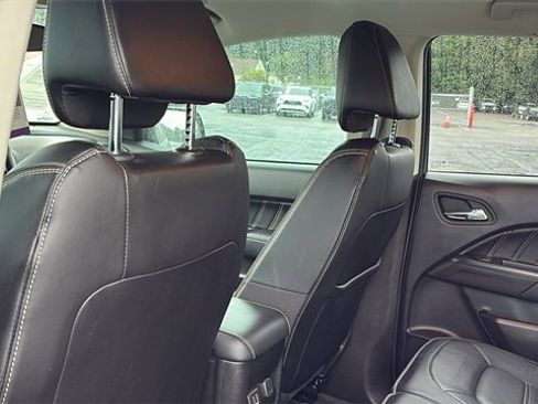 Used 2021 GMC Canyon Denali image 23