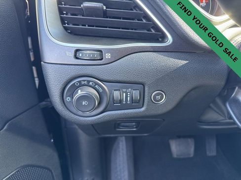 Used 2022 Jeep Cherokee Trailhawk w/ Premium Leather Package image 22