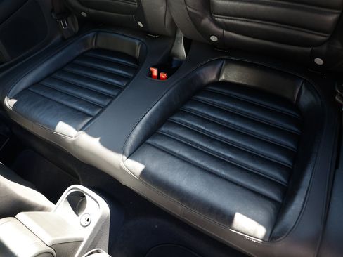 Used 2013 Volkswagen Beetle Turbo FWD image 15