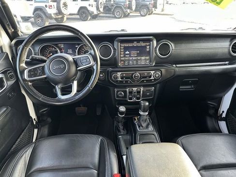 Certified 2021 Jeep Gladiator Overland w/ Popular Equipment Package image 9