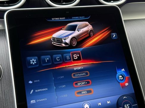 Used 2025 Mercedes-Benz GLC 43 AMG 4MATIC image 6