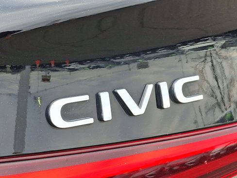 Used 2023 Honda Civic EX image 31