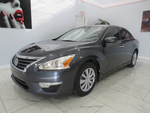 Used 2013 Nissan Altima 2.5 S image 8