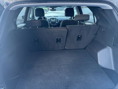 Used 2018 Chevrolet Equinox LT image 20