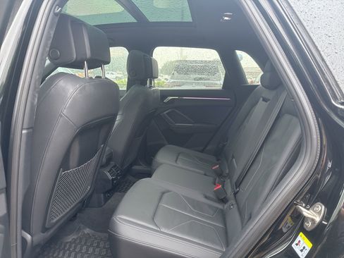 Used 2023 Audi Q3 2.0T Premium Plus w/ Premium Plus Package image 5