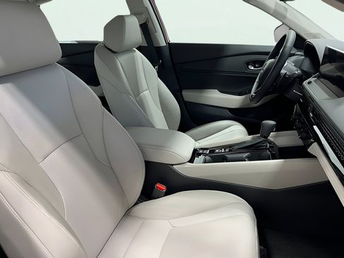 New 2025 Honda Accord EX-L image 32