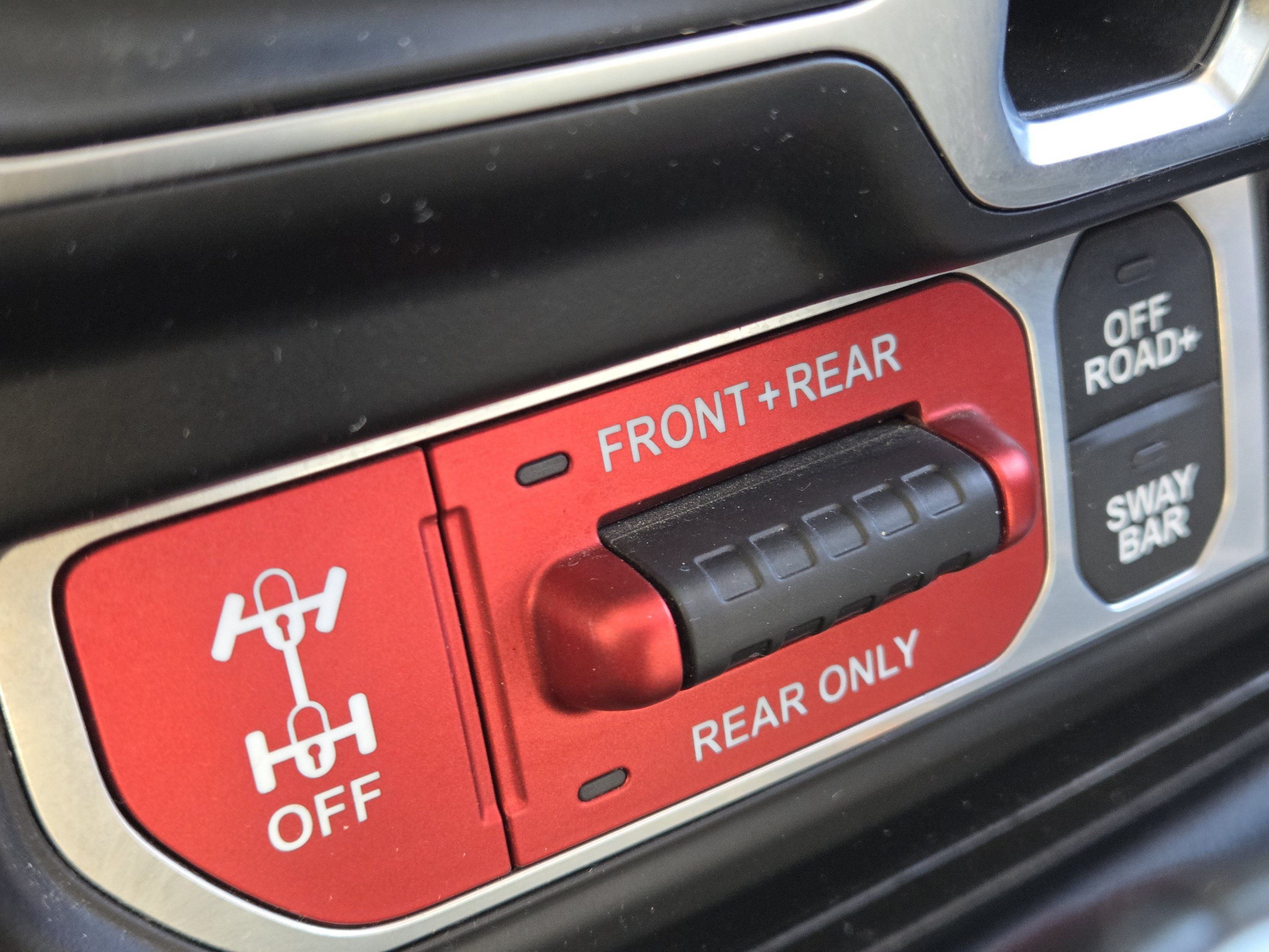 Used 2022 Jeep Wrangler Unlimited Rubicon w/ Cold Weather Group AWD/4WD image 13