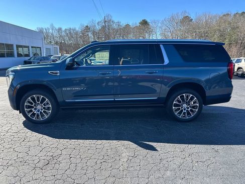 New 2026 GMC Yukon XL Denali w/ Sun & Power Step Package image 9