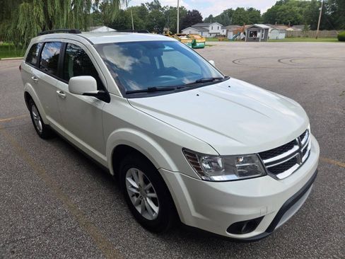 Used 2014 Dodge Journey SXT FWD image 14