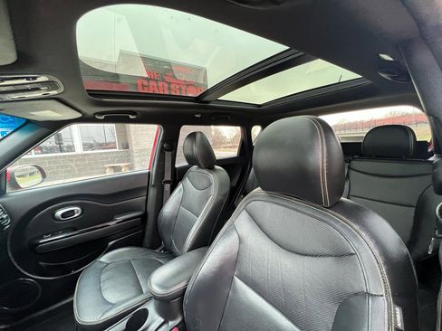 Used 2015 Kia Soul + w/ Primo Package image 11