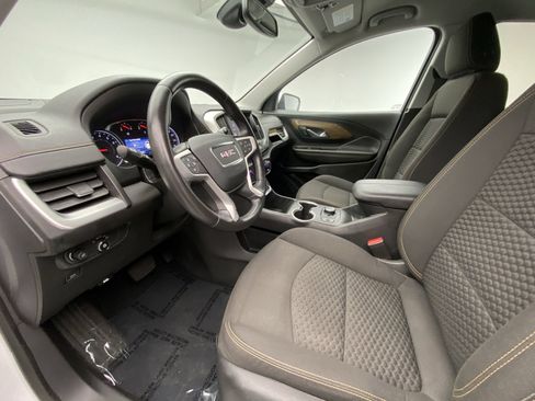 Used 2020 GMC Terrain SLE w/ Driver Convenience Package AWD/4WD image 10