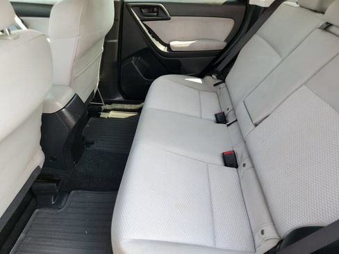 Used 2015 Subaru Forester 2.5i Premium AWD/4WD image 33