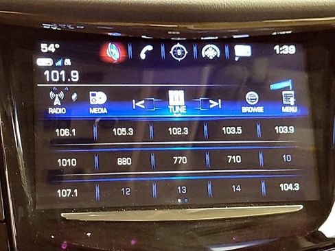 Used 2020 Cadillac Escalade ESV Luxury image 20