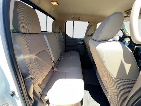 Used 2016 Nissan Frontier SV RWD image 23