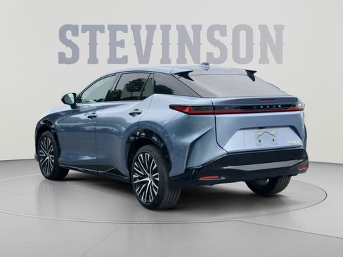 Used 2023 Lexus RZ 450e Premium w/ Cold Area Package AWD/4WD image 3