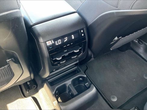 Used 2022 Jeep Grand Cherokee L Laredo w/ Luxury Tech Group I RWD image 32