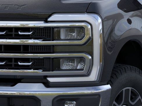 New 2026 Ford F250 Lariat AWD/4WD image 18