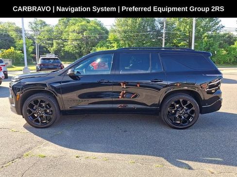 Used 2024 Chevrolet Traverse RS AWD/4WD image 5