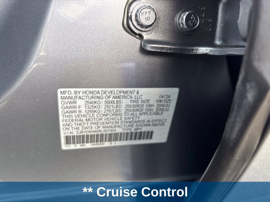 Used 2024 Acura MDX w/ Technology Package FWD image 11