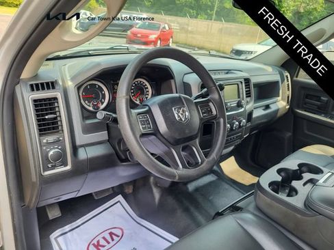 Used 2018 RAM 2500 Tradesman w/ Chrome Appearance Group RWD image 10