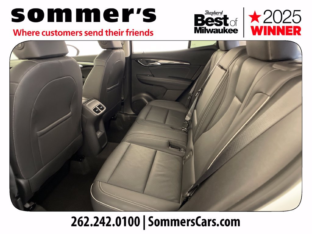 Used 2023 Buick Envision Essence FWD image 21