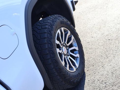 Used 2023 GMC Sierra 1500 AT4 w/ AT4 Premium Package AWD/4WD image 41
