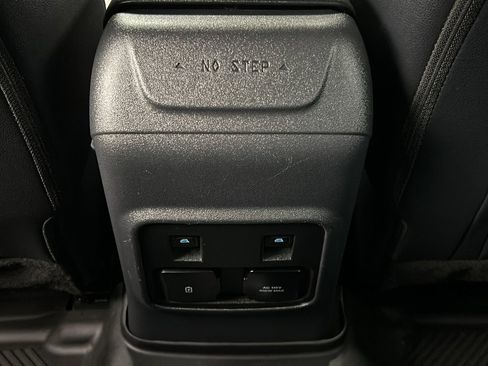 Used 2021 Ford Bronco Wildtrak image 31