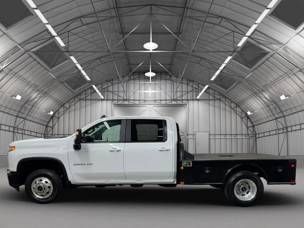 Used 2020 Chevrolet Silverado 3500 LT w/ All Star Edition AWD/4WD image 2
