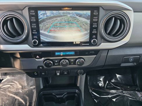 Used 2022 Toyota Tacoma SR5 image 21