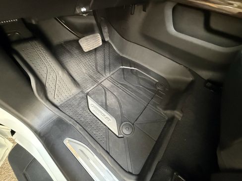 Used 2024 Chevrolet Silverado 1500 RST image 10