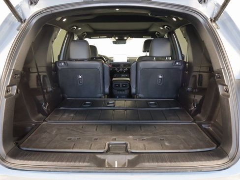 Used 2023 Honda Pilot TrailSport image 14