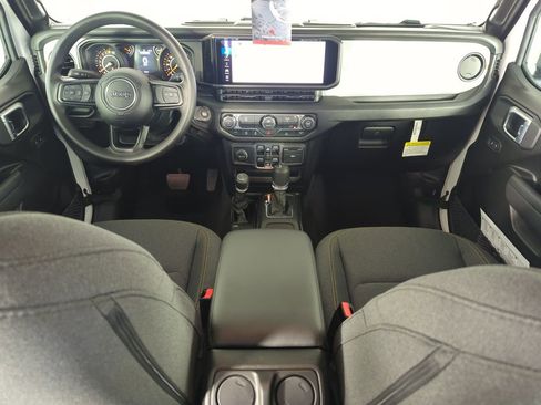 New 2026 Jeep Gladiator Sport image 15