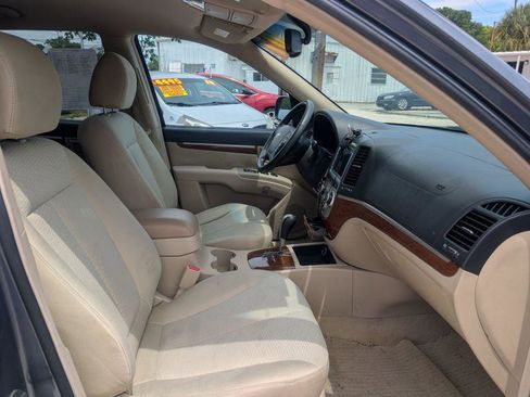 Used 2007 Hyundai Santa Fe SE FWD image 16